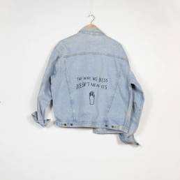 Veste Jean "The way we dress doesn't mean yes"