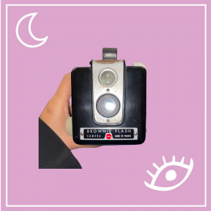 Argentique - "Camera Brownie Flash"